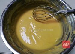 戚风蛋糕的做法图解4