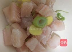 番茄龙利鱼汤的做法图解2