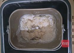 酥粒软面包的做法图解2