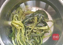 雪里红黄豆炒肉末#春季时令菜菜谱#的做法图解3