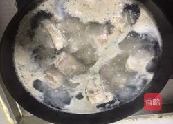 山药排骨汤的做法图解1