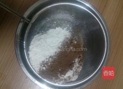 可可戚风蛋糕的做法图解3