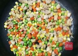 彩色豆炒鸡肉丁的做法图解8