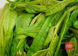 宝宝辅食香椿鸡蛋饼的做法图解2