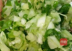 猪肉木耳蘑菇馅的做法图解8