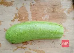 Illustration of how to make spicy zucchini 2