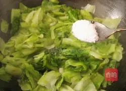 Illustration of how to make stir-fried lettuce 8