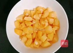 枇杷雪梨水 (宝宝辅食）的做法图解1