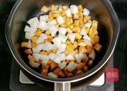 枇杷雪梨水 (宝宝辅食）的做法图解3