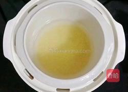 牛油果小米糕 (宝宝辅食）的做法图解2