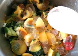 凉拌变蛋黄瓜的做法图解8