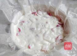 水果创意菜＋草莓炒酸奶的做法图解8
