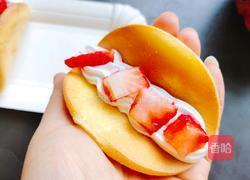 水果创意菜+草莓抱抱卷的做法图解15