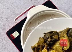 猪粉肠酸菜汤的做法图解6