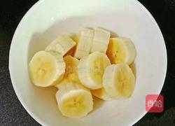 芒果香蕉奶昔的做法图解1