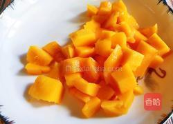 芒果鸡蛋饼的做法图解4