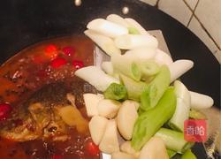 家菜泡椒鲫鱼的做法图解21