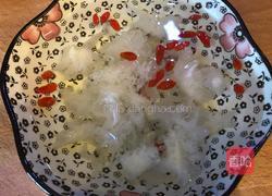 银耳紫薯苹果粥的做法图解2