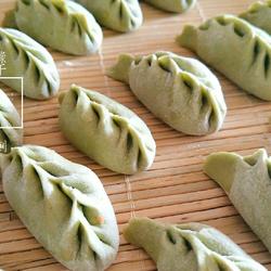 西芹豆芽菜牛肉饺子的做法[图]