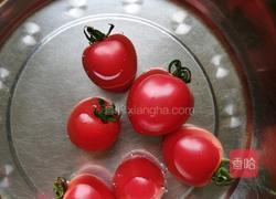 圣女果炒年糕的做法图解2