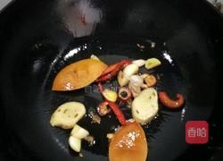 萝卜炖牛腩的做法图解3