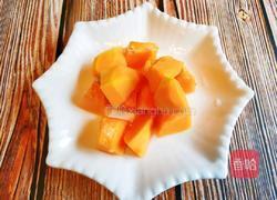 红枣木瓜炖银耳的做法图解5