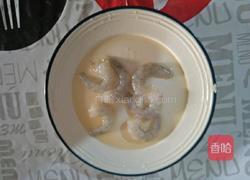 水果土豆虾仁沙拉(复鸡蛋不开裂的小窍门的做法图解3