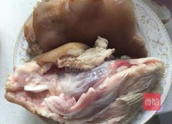 酱肘子的做法图解1