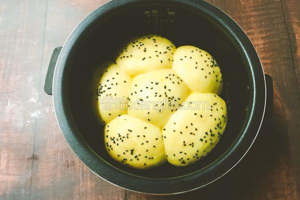 黑芝麻电饭锅面包