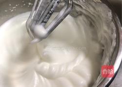 提子纸杯蛋糕的做法图解3