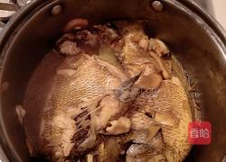 煮太阳鱼的做法图解3