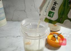 芒果奶昔的做法图解4