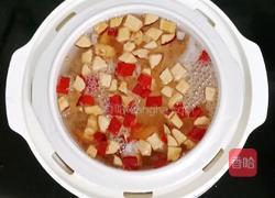 银耳枇杷羹 (宝宝辅食)的做法图解7