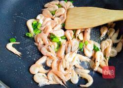 小河虾鸡蛋饼的做法图解4