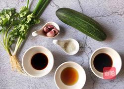 凉拌黄瓜的做法图解1