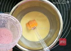 鲜草莓古早味咕噜蛋糕的做法图解5