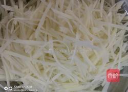 酸辣土豆丝的做法图解1