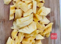 原汁原味凤梨汁的做法图解3