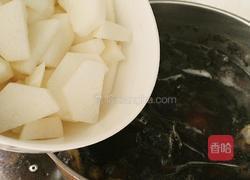黑豆海带白萝卜鸡汤的做法图解13