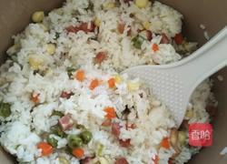 电饭煲腊味什锦饭的做法图解8