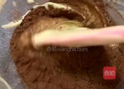 巧克力蛋糕卷的做法图解6