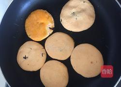 红糖核桃南瓜饼的做法图解7