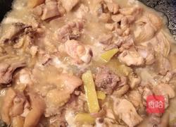 香菇炒鸡的做法图解4