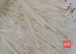 酸辣土豆丝的做法图解2