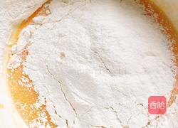 蜂蜜味香葱肉松蛋糕卷(卡仕达酱)的做法图解4