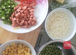 醇香自制菠萝饭的做法图解1