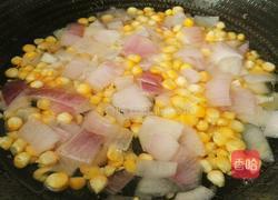 玉米炒西兰花的做法图解11