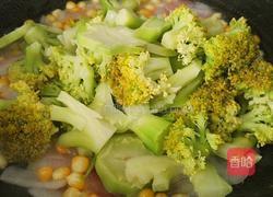 玉米炒西兰花的做法图解13