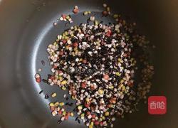 椰浆五谷八宝饭的做法图解2