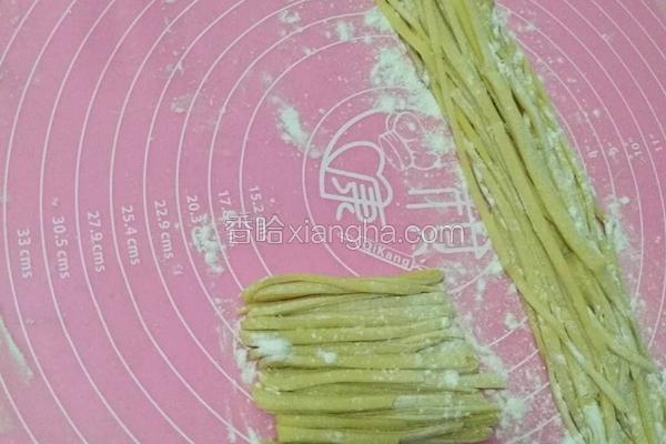 鸡蛋手擀面